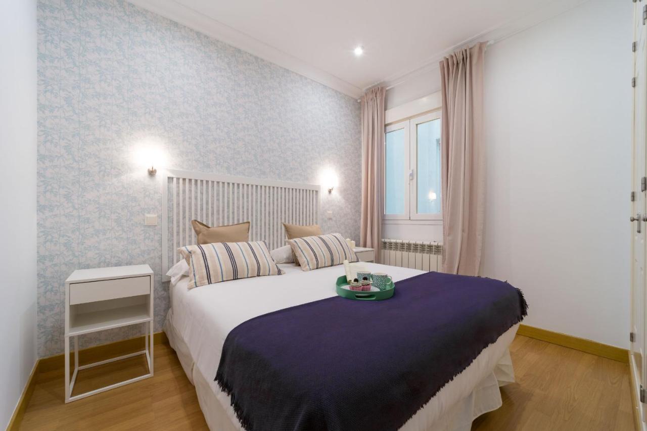 Apartamentos Gran Via Madrid Exteriér fotografie